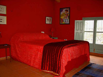 Red Bedrooms Decorating Ideas Pictures