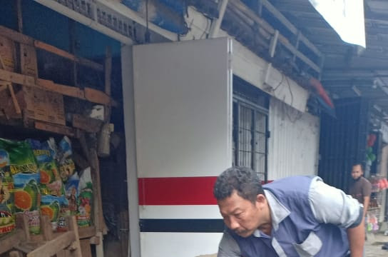 Banjir dan Menimbulkan Bau Tak Sedap Warga Kalimulya Minta Dinas PUPR Turun Tangan