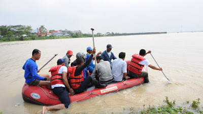 Memperihatinkan, Karawang Dikepung Banjir, 33 Desa dan 15 Kecamatan Terendam