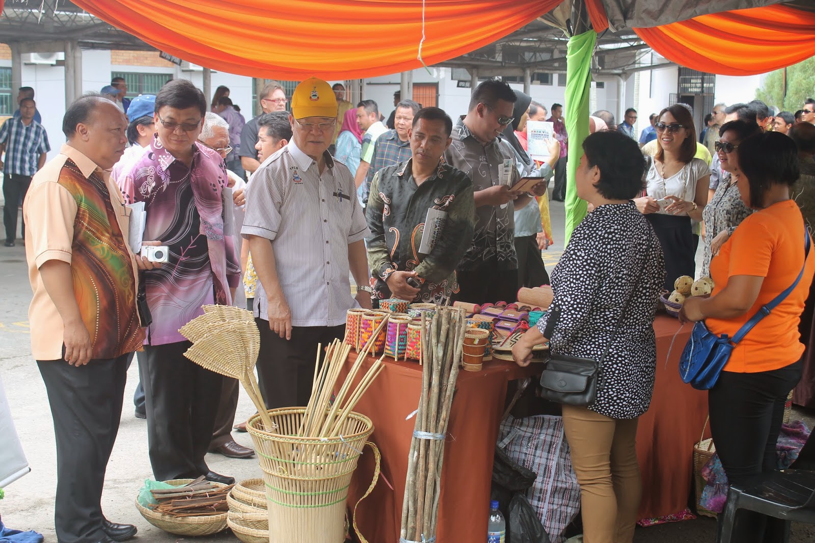 Budaya Kraf: KARNIVAL USAHAWAN DESA PERINGKAT NEGERI SABAH