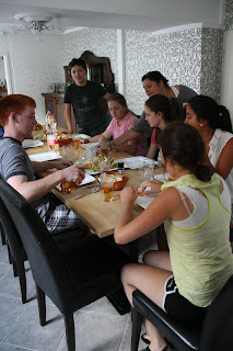 Students enjoying lunch in the DFSR residency.