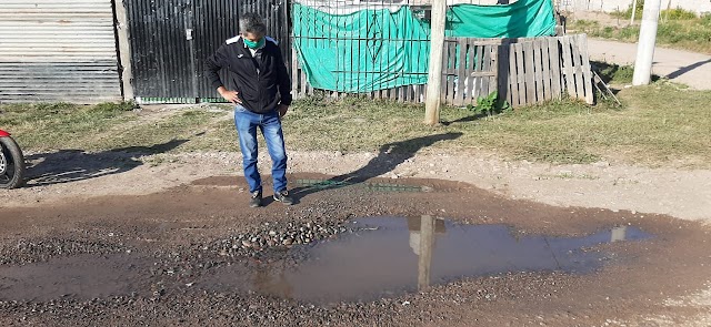 Sin agua por cañería rota 