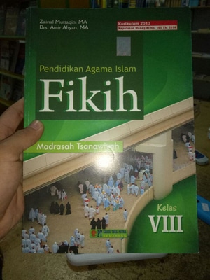 ini merupakan sumber berguru yang mungkin sesuai dengan yang anda perlukan dalam kunjungan Buku Fikih MTs Kelas 8 Kurikulum 2013 Edisi Terbaru 2018