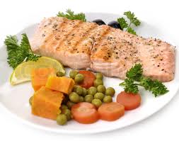 GRILL SALMON FILLET WITH VEGETABLES 