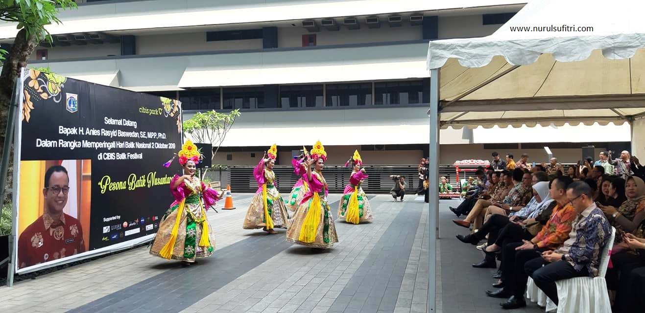 Sambut Hari Batik Nasional Cibis Park Hadirkan Pesona 