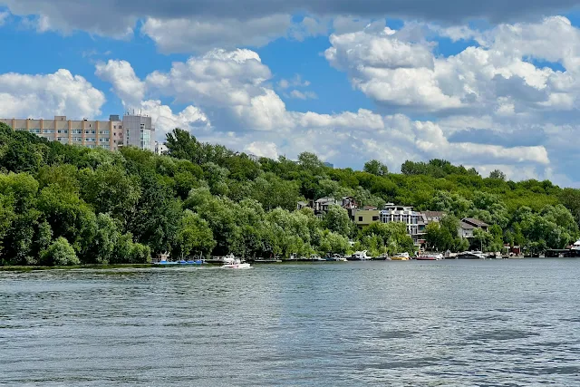 Москва-река, Карамышевская набережная
