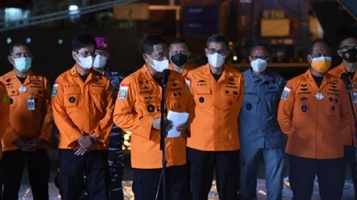 Update Temuan Evakuasi Sriwijaya Air: 74 Kantong Jenazah-40 Potongan Pesawat