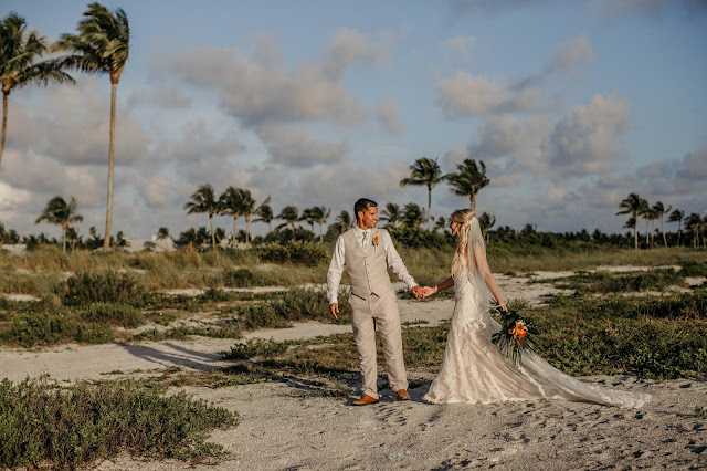 South beach captiva wedding photo