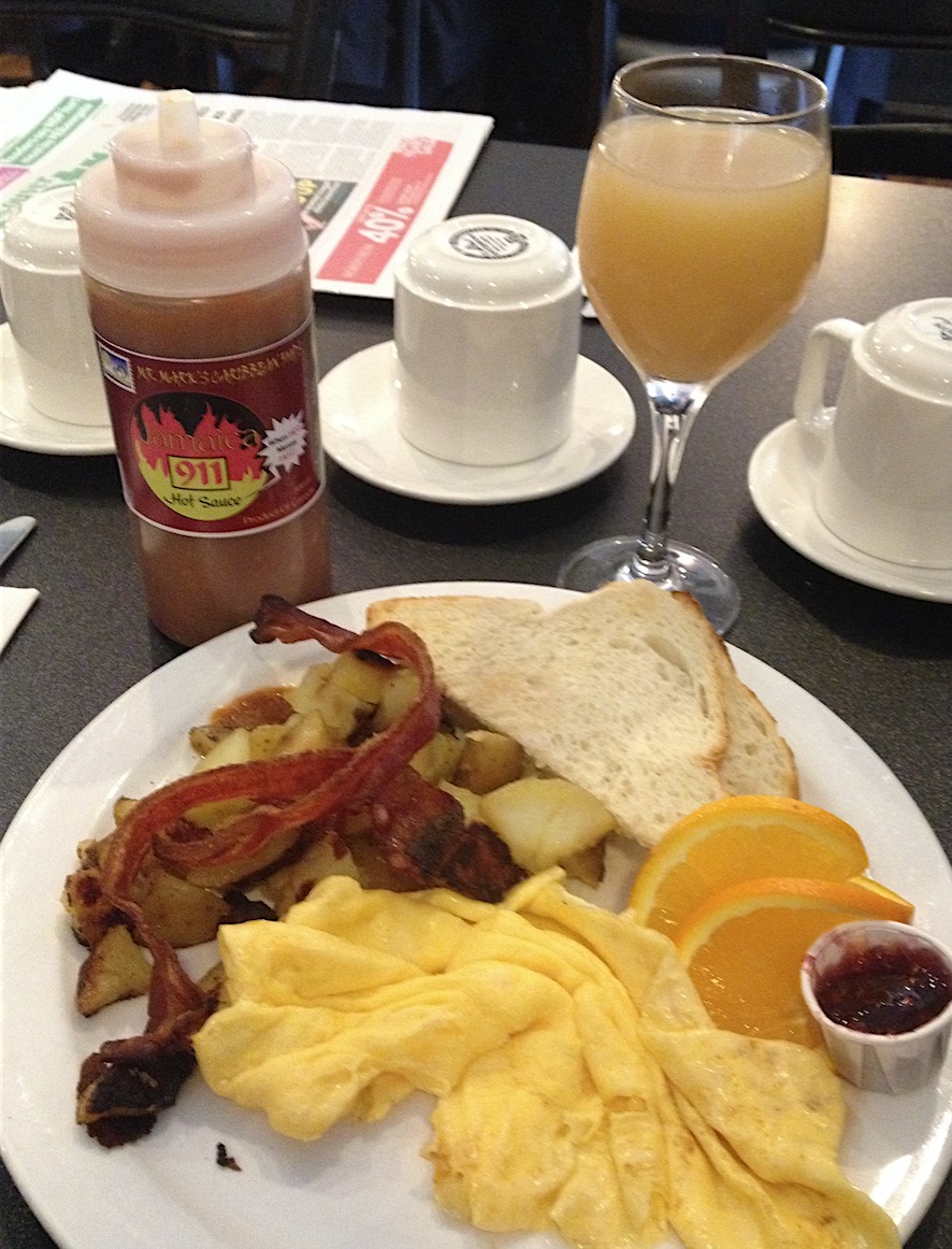 バンクーバーの朝食レストラン All Day Breakfast Oishi In Canada