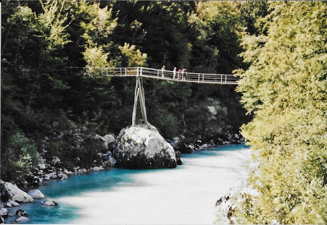 CAPORETTO-PASSERELLA-SUL-FIUME-ISONZO