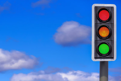 Trafik Işıkları Neden Kırmızı, Sarı ve Yeşil?