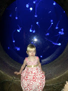 Ella in Dubai: Atlantis, The Palm (img )