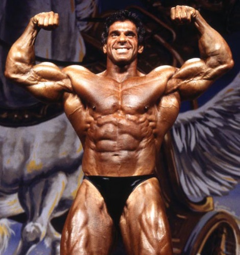 Lou ferrigno double biceps pose
