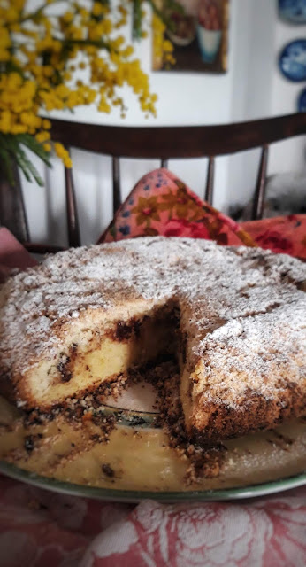 Sbriciolata ricotta e amaretti