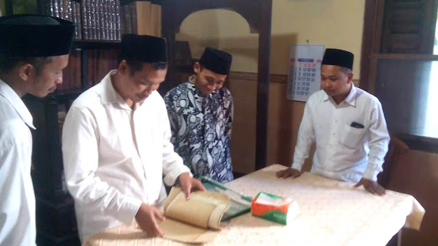 naskah kuno pengasuh pesantren damaran kudus