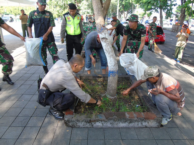 Kodim Karanganyar - Kodim Karanganyar Sambut Hari Juang TNI AD Dengan Karya Bhakti