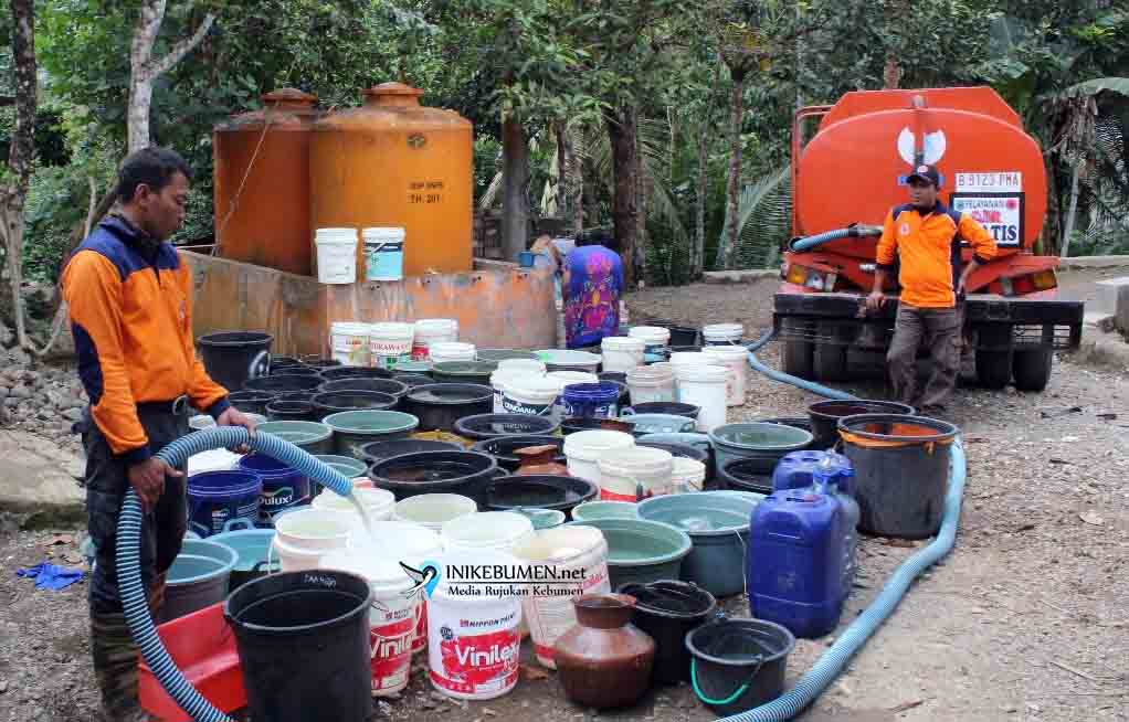  Kekeringan Makin Parah, Kebutuhan Air Bersih 59 Desa Dipasok BPBD