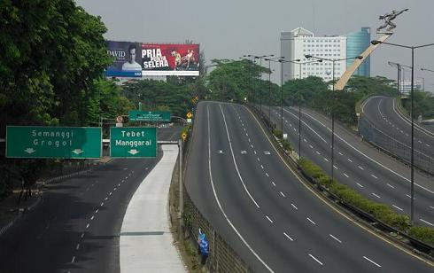 Gambar Saat Jakarta Kosong Melompong