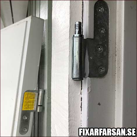 Justera Förrådsdörr Brickor Gångjärn