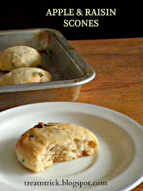 Scones Recipe @treatntrick.blogspot.com