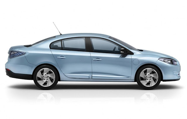 2011 Renault Fluence ZE Side View