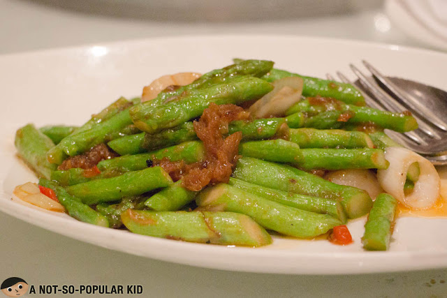 Sauteed Scallops with Asparagus in XO Sauce