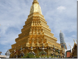 Emerald-Buddha-Temple-16