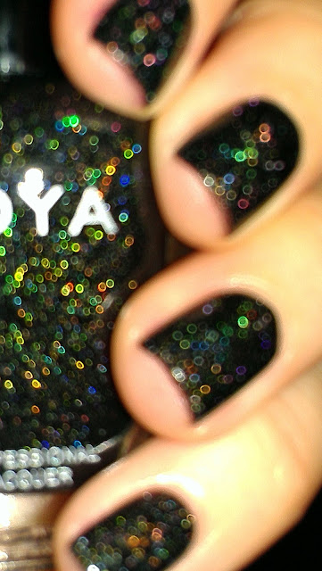 Zoya Ornate black scattered holo