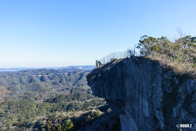 千葉県・鋸山の「地獄のぞき」