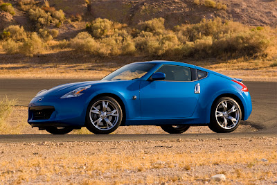 Nissan 370Z Coupe 2011