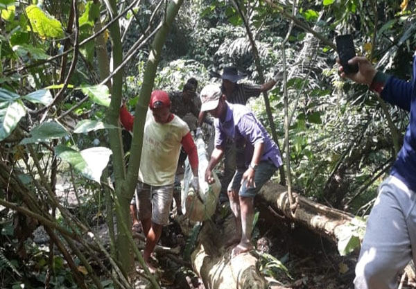 Jenazah Perempuan Tanpa Busana Ditemukan Membusuk di Sungai Bah Biak Sidamanik