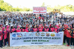 Polda Maluku dan Pemulung Sampah Peringati HPSN di Toisapu