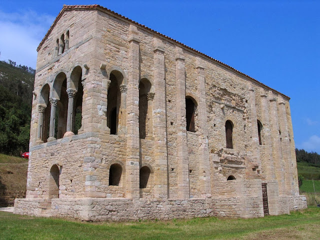 Santa María del Naranco oviedo