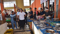 Wakil Walikota Metro Djohan dan Sekretaris Daerah Kota Metro A. Nasir AT Tinjau Kondisi Pasar Tejo Agung