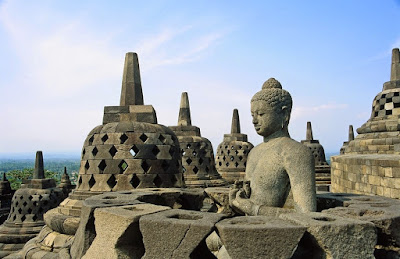 stupa-candi-borobudur