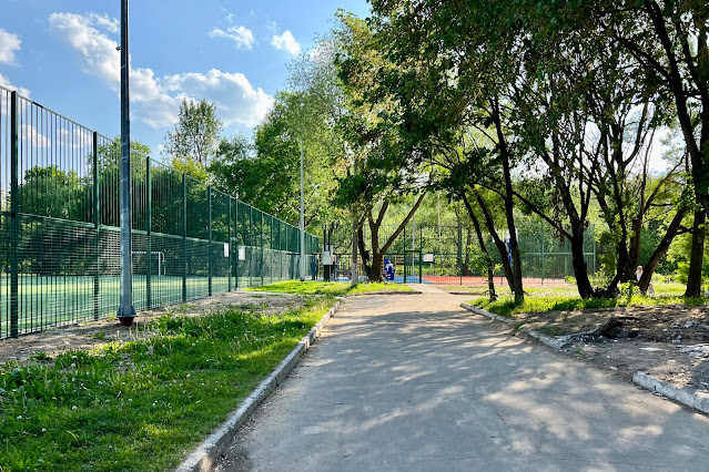 Проектируемый проезд № 5061, территория Московского государственного строительного университета (МГСУ), спортивные площадки