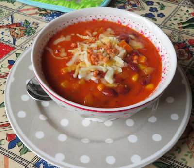 Hearty Tomato & Bean Soup