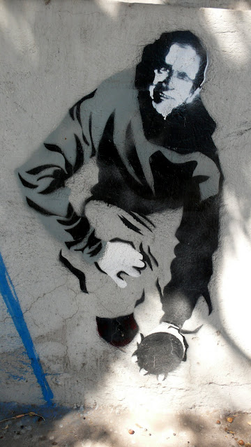 street art in santiago de chile stencil arte callejero