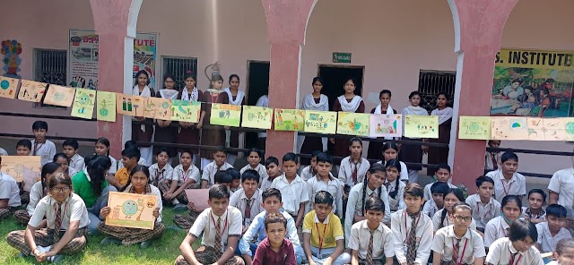 गांधी जयंती एवं स्वच्छ भारत अभियान के अंतर्गत डीपीएस इंस्टिट्यूट घंगोला में चित्रकला प्रतियोगिता का आयोजन किया गया एवं बच्चों को पुरस्कृत किया गया