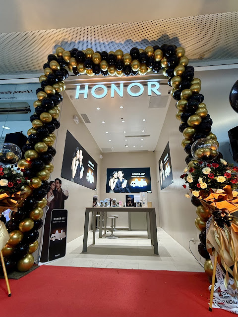 HONOR store SM Seaside City Cebu | Photo by Cedric Lucero