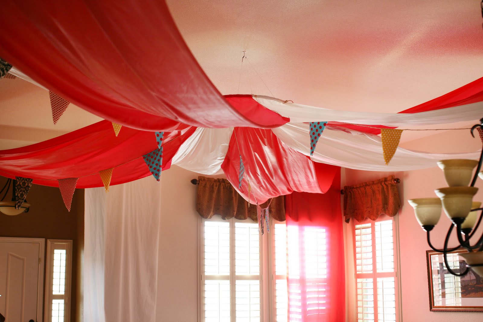 Circus Party Decoration Ideas