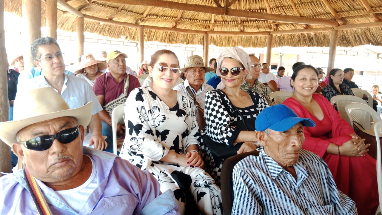 https://lanochedelarcoiris.blogspot.com/La Guajira: sede de la sesión número 72 para los Pueblos Indígenas pertenecientes a la Mesa Permanente de Concertación Nacional