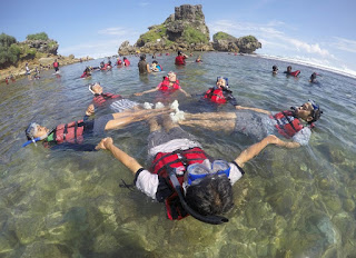 paket snorkeling nglambor