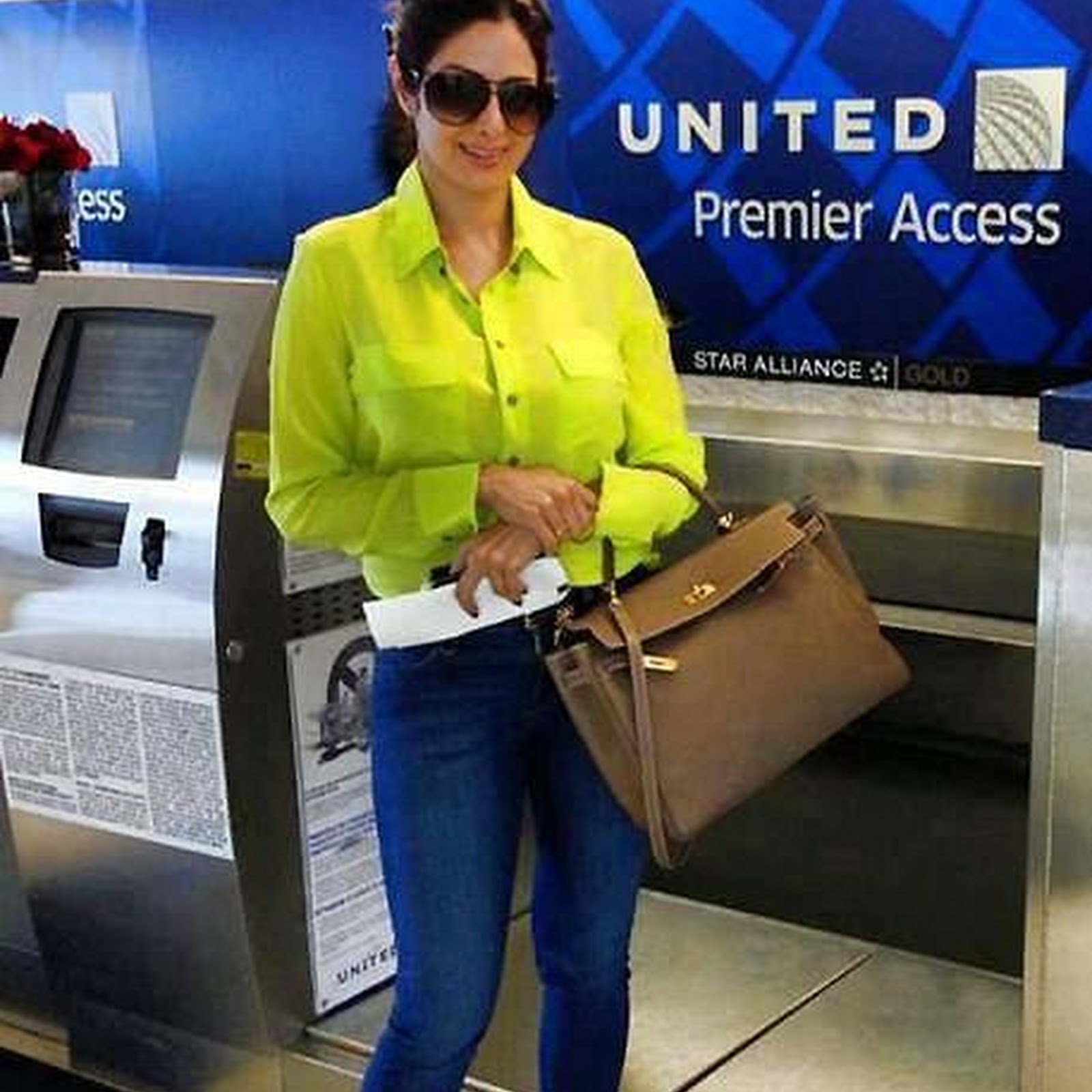 Sridevi Spotted in San Francisco Pictures