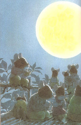 La famille Souris dîne au clair de lune, illustration de Kazuo Iwamura, Editions Ecole des Loisirs