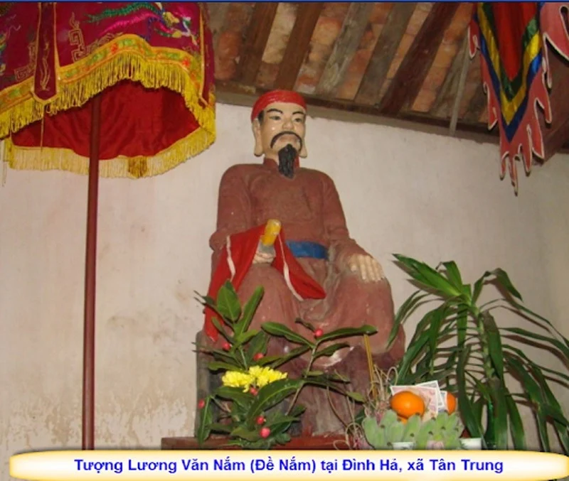 Tượng Đề Nắm