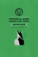 Portada de Pistola, amb música de fons de Jonathan Lethem