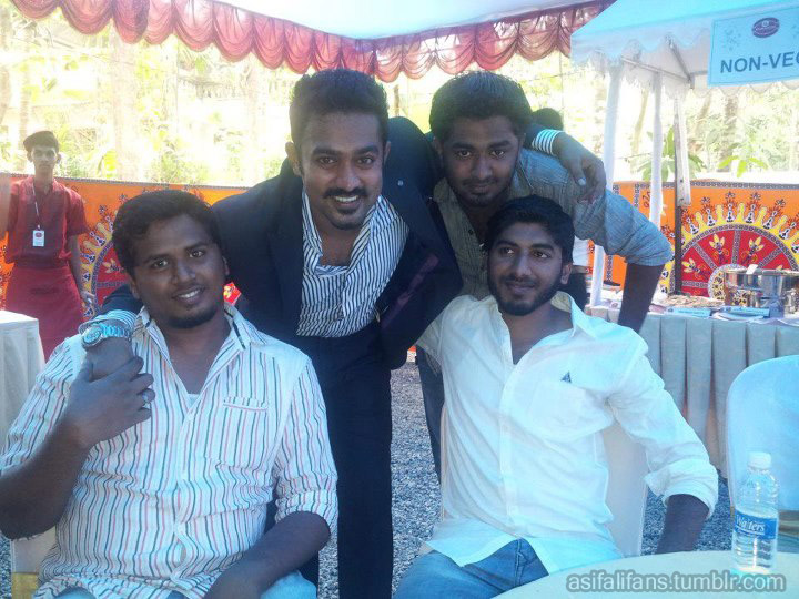 Malayalam+Actor+Asif+Ali's+Marriage+would+be+on+May+26th+2013+Zama+Mazreen+is+the+only+daughter+of+AKT+Asad+and+Mumthaz+from+Thana,+Kannur.+She+is+a+BBA+student+at+Providence+college,+Kozhikode