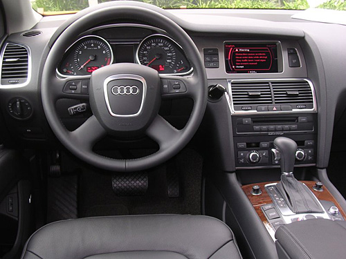 2011 Audi Q7 Interior