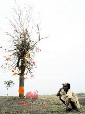 Vaijanatha Biradar in Kanasembo Kudureyaneri